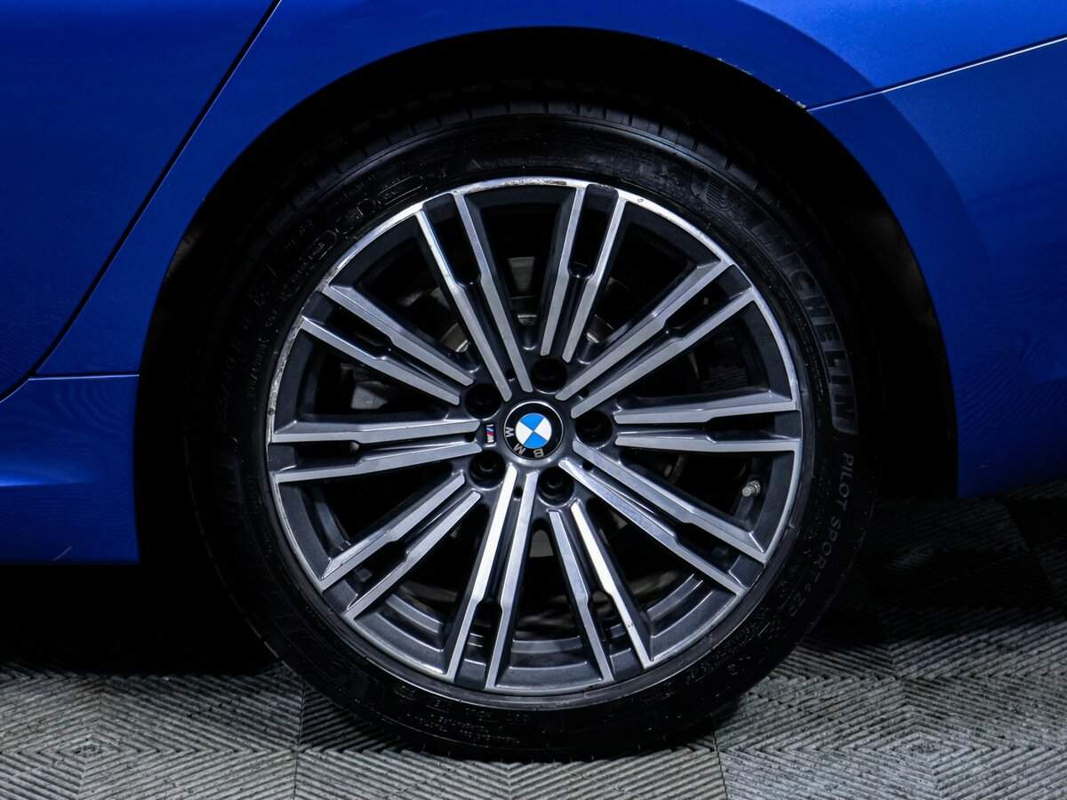BMW 3 серии с пробегом — 2019 год. Фото: #14