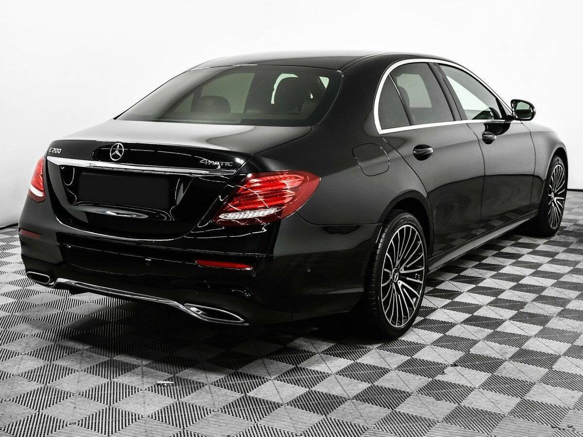 Mercedes-Benz E-Класс с пробегом — 2019 год. Фото: #4