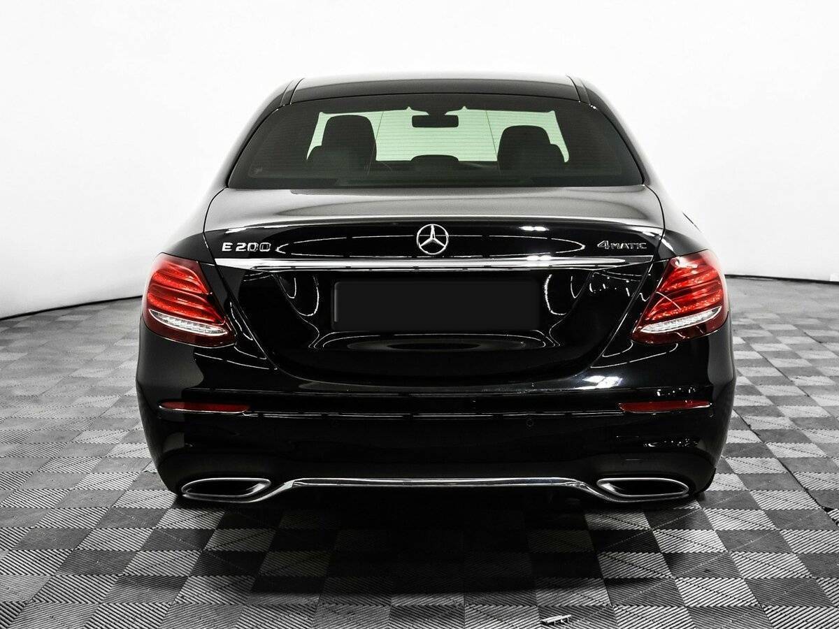 Mercedes-Benz E-Класс с пробегом — 2019 год. Фото: #5