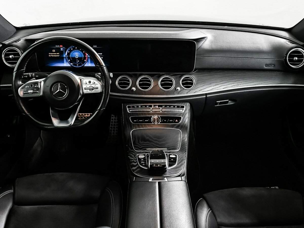 Mercedes-Benz E-Класс с пробегом — 2019 год. Фото: #10