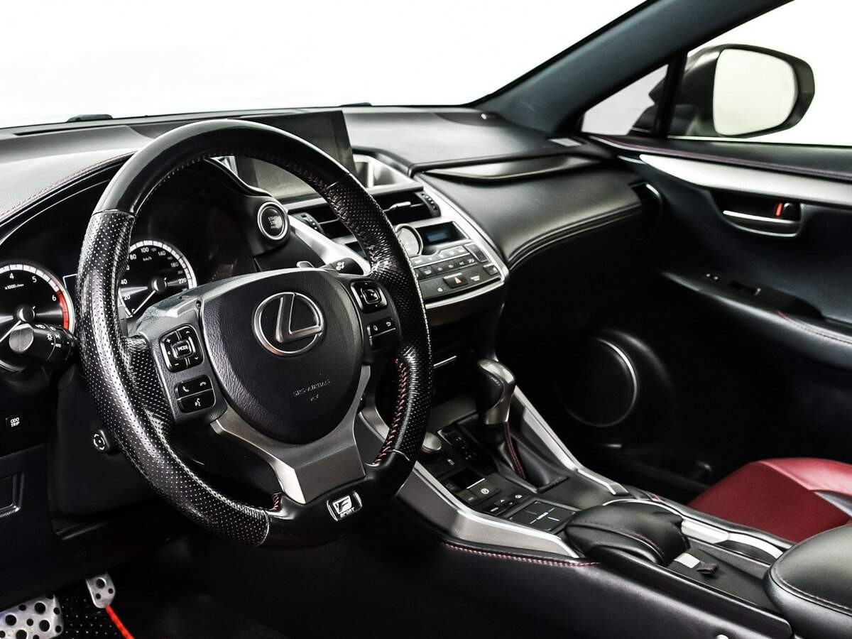 Lexus NX с пробегом — 2016 год. Фото: #11