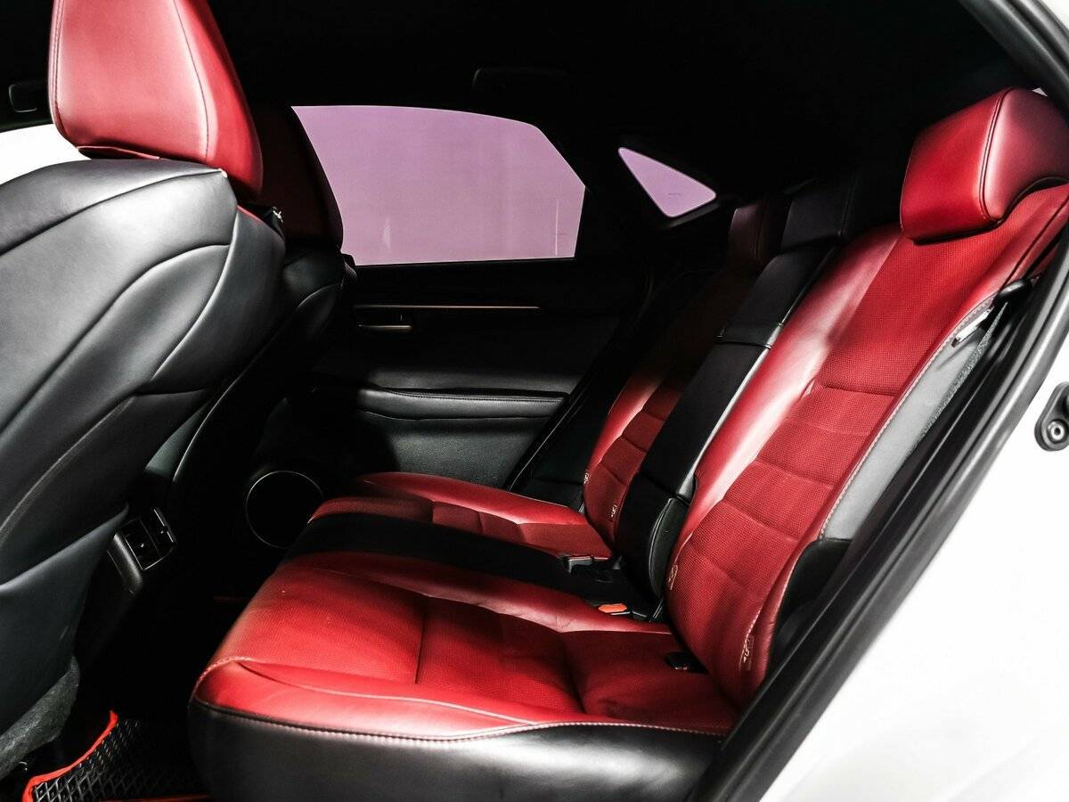 Lexus NX с пробегом — 2016 год. Фото: #12