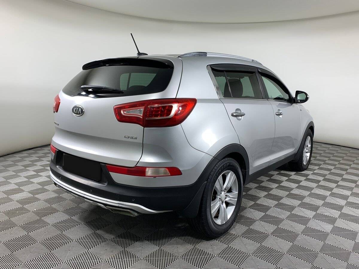 Kia Sportage с пробегом — 2011 год. Фото: #4
