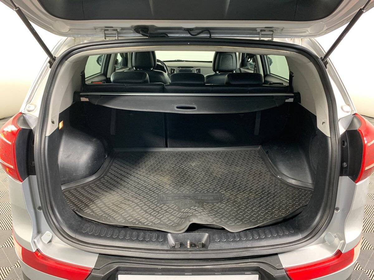 Kia Sportage с пробегом — 2011 год. Фото: #17