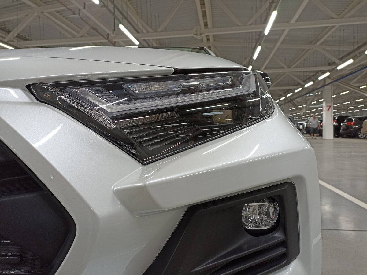 Toyota RAV4 с пробегом — 2024 год. Фото: #16