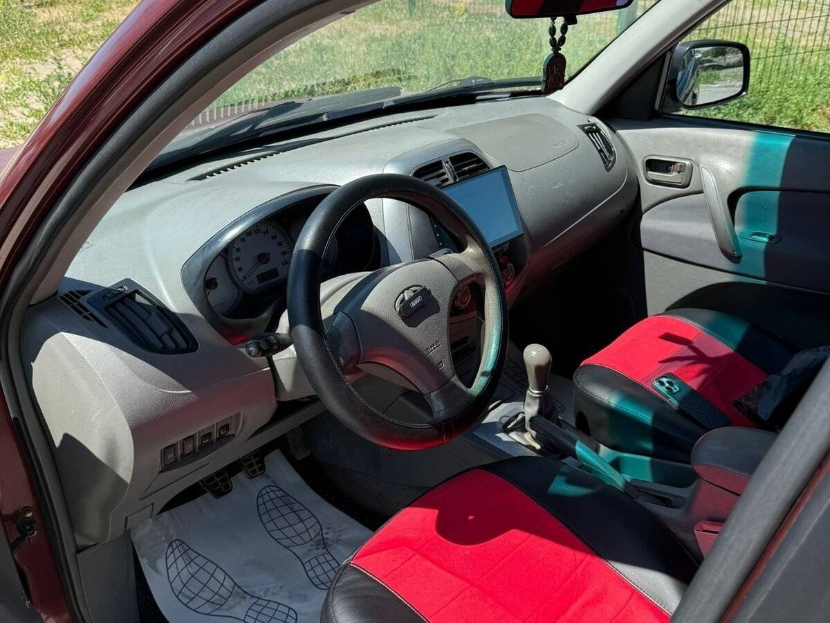 Chery Tiggo (T11) с пробегом — 2008 год. Фото: #2