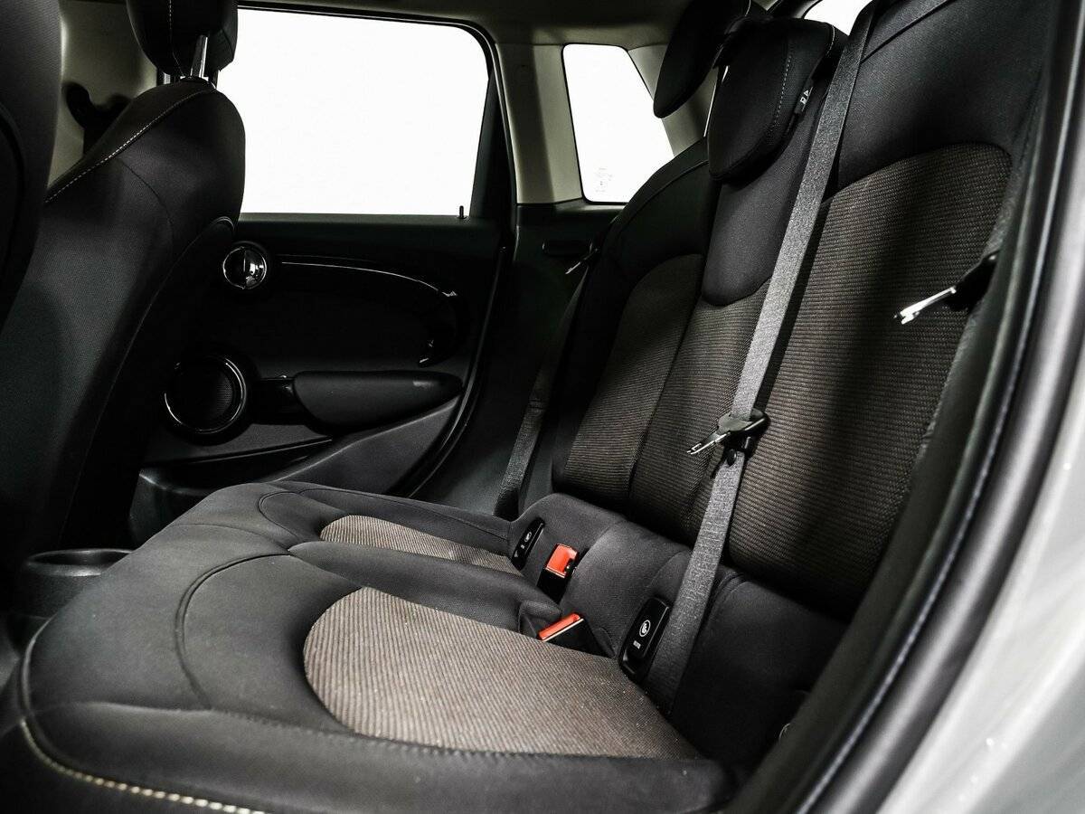 Mini Hatch с пробегом — 2020 год. Фото: #11