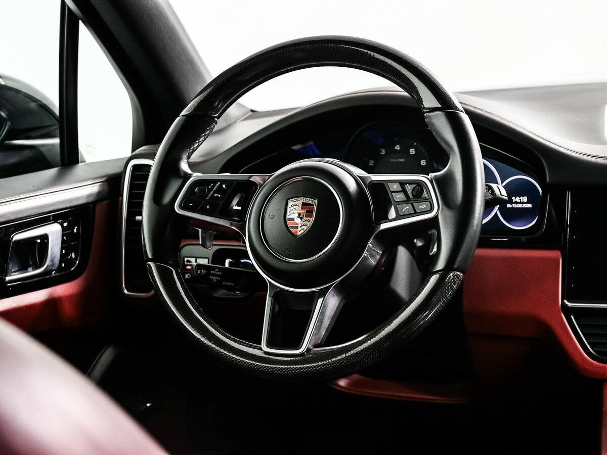 Porsche Cayenne с пробегом — 2018 год. Фото: #15
