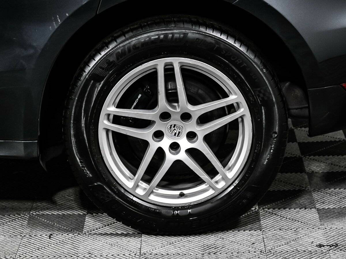 Porsche Macan с пробегом — 2017 год. Фото: #13