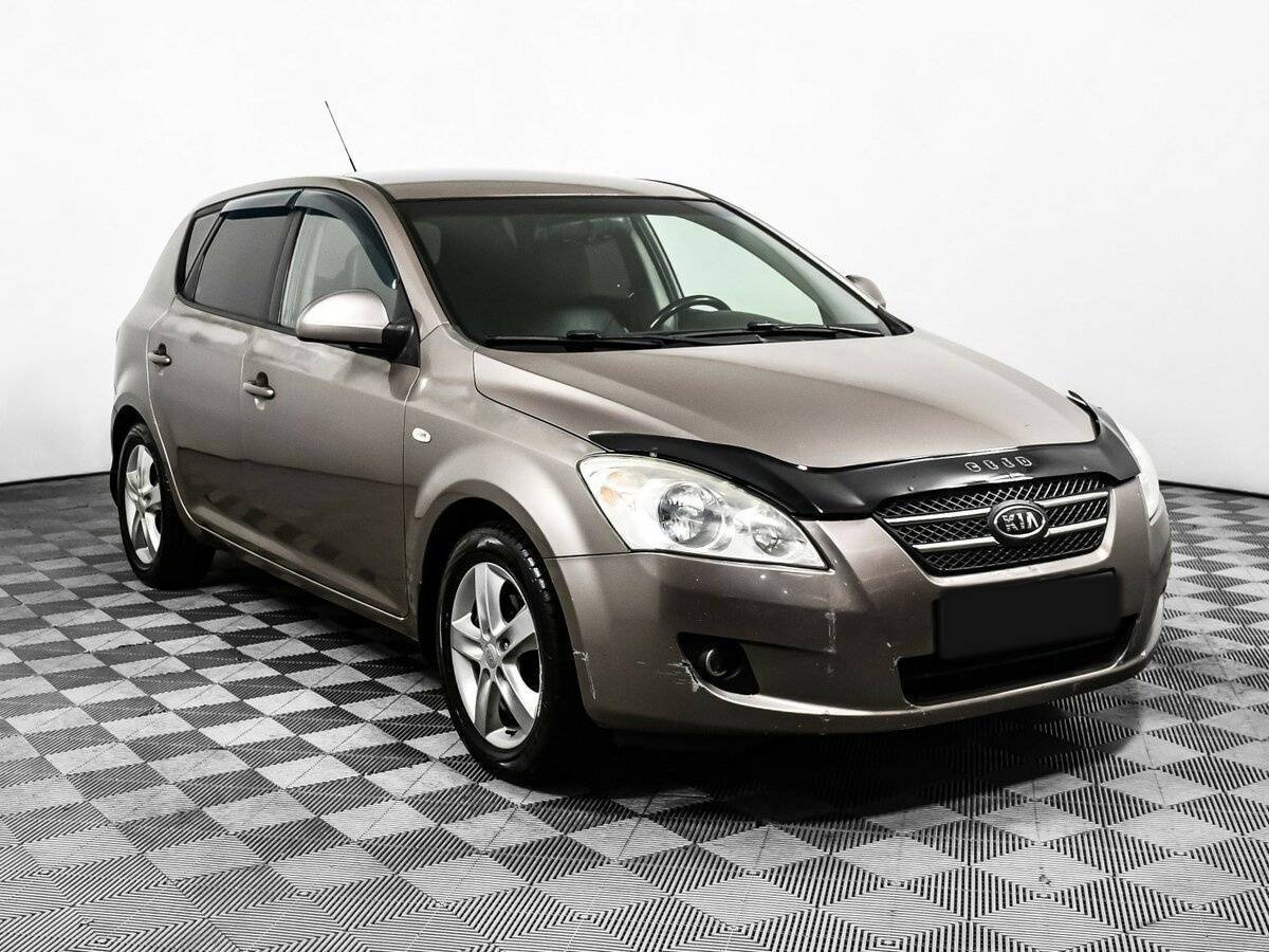 Kia Ceed с пробегом — 2008 год. Фото: #2