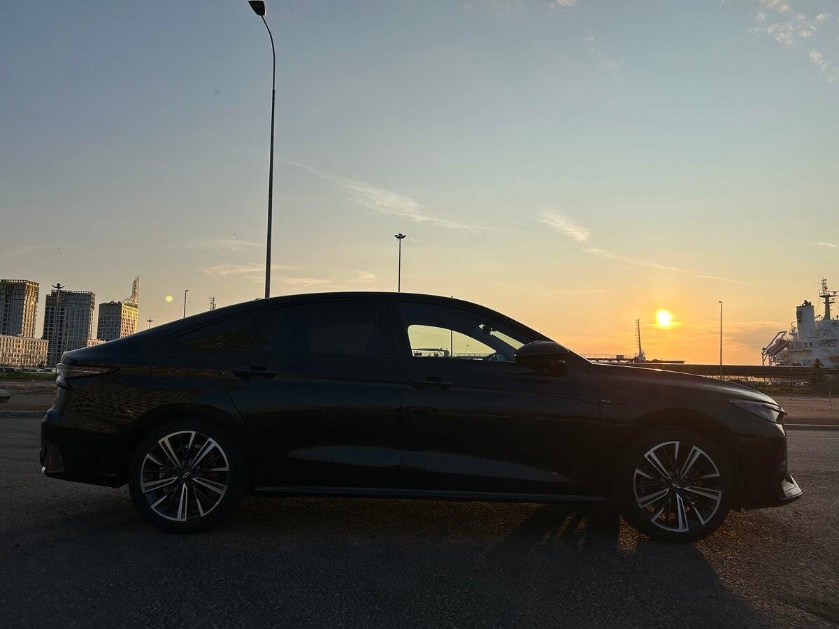 Chery Arrizo 8 с пробегом — 2023 год. Фото: #7