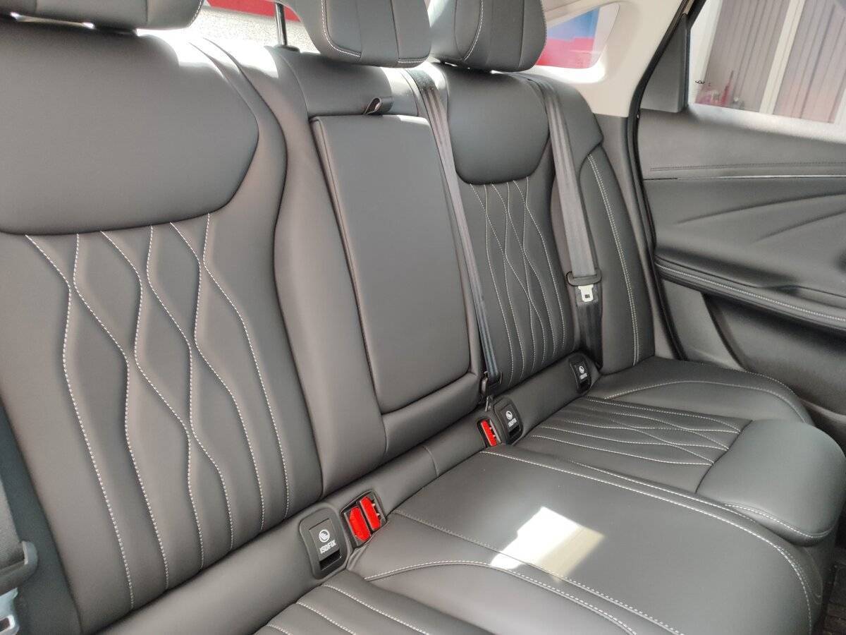 Chery Arrizo 8 с пробегом — 2024 год. Фото: #9