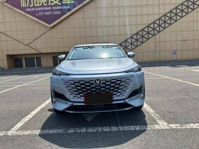 Changan UNI-K с пробегом — 2022 год. Фото: #1