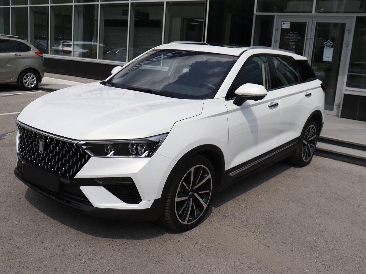 FAW Bestune T77 с пробегом — 2023 год. Фото: #3