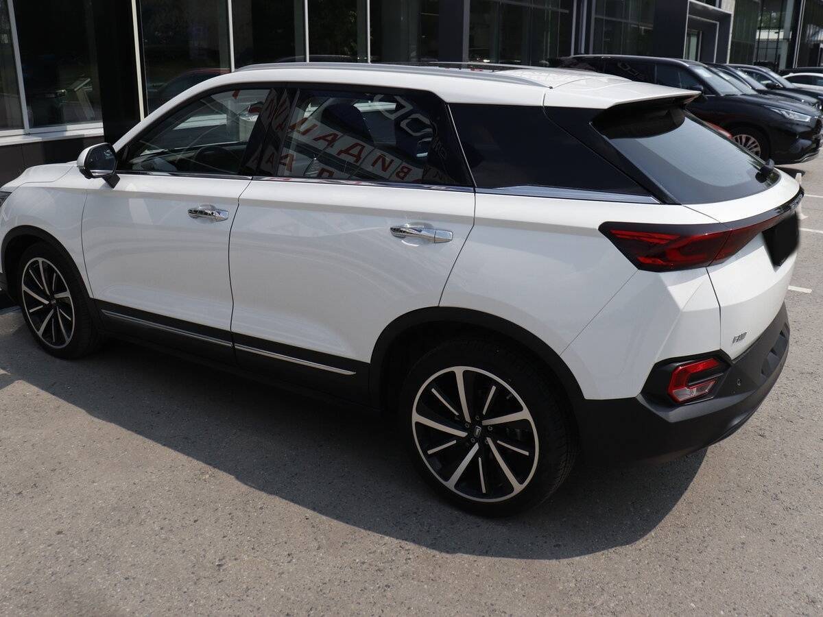 FAW Bestune T77 с пробегом — 2023 год. Фото: #4