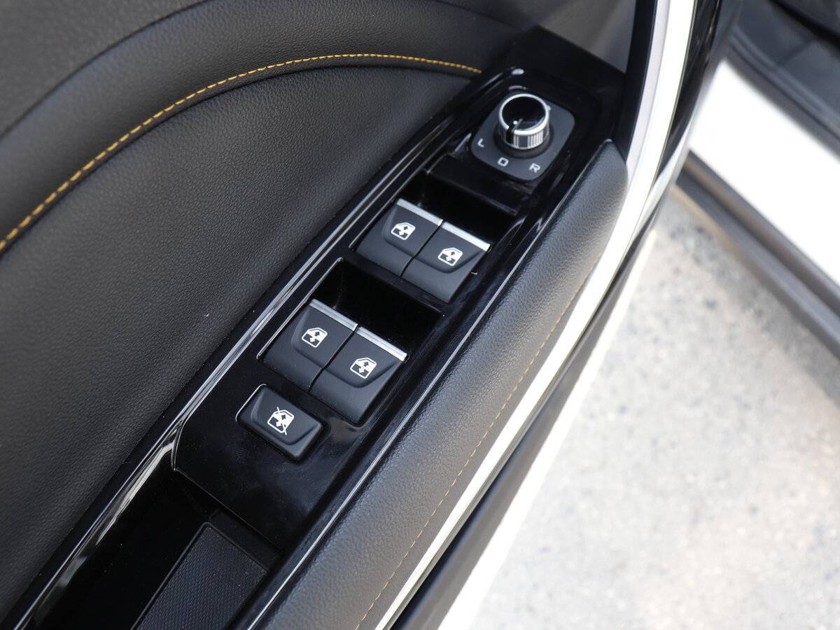 FAW Bestune T77 с пробегом — 2023 год. Фото: #10