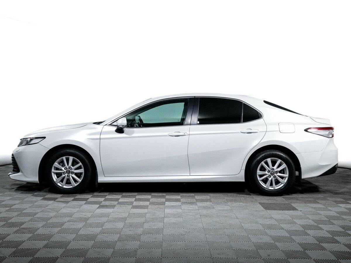 Toyota Camry с пробегом — 2019 год. Фото: #7