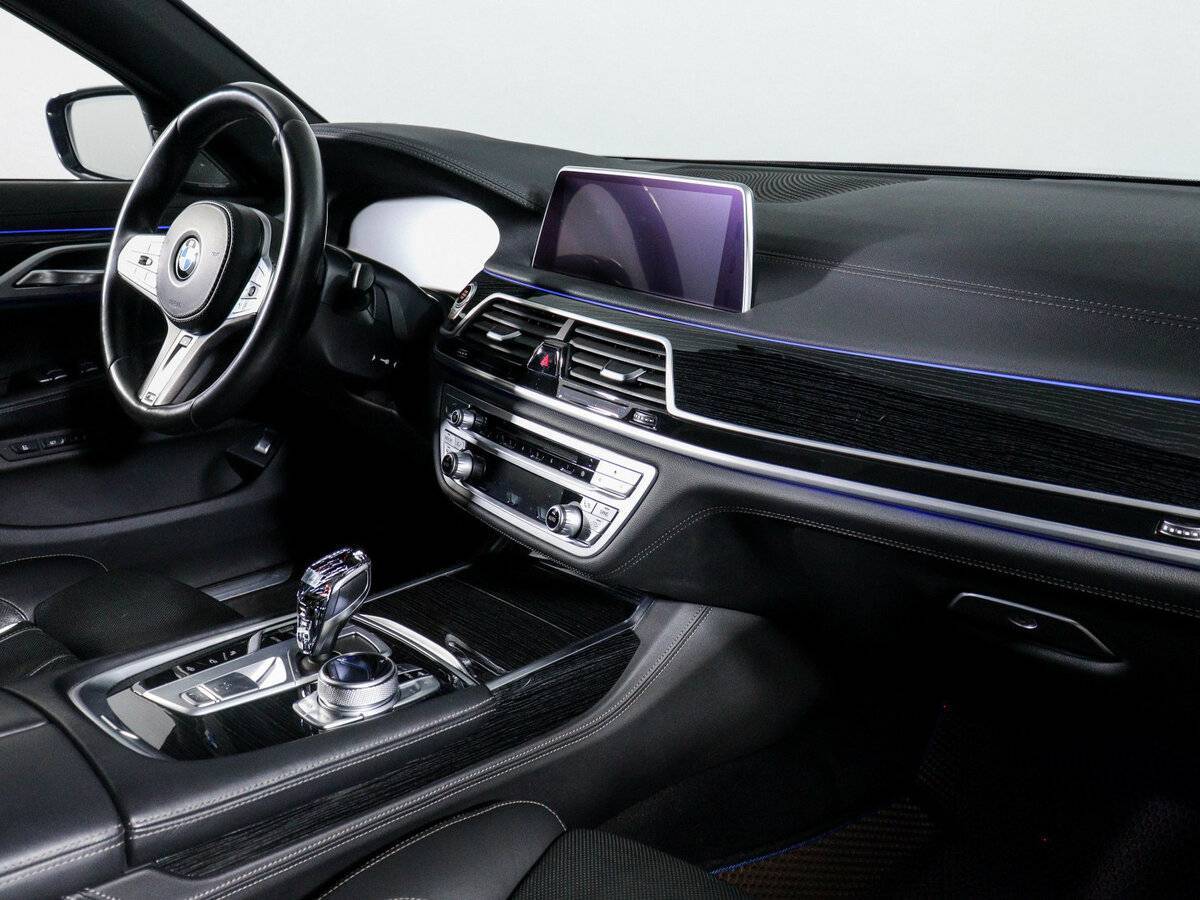 BMW 7 серии с пробегом — 2019 год. Фото: #8