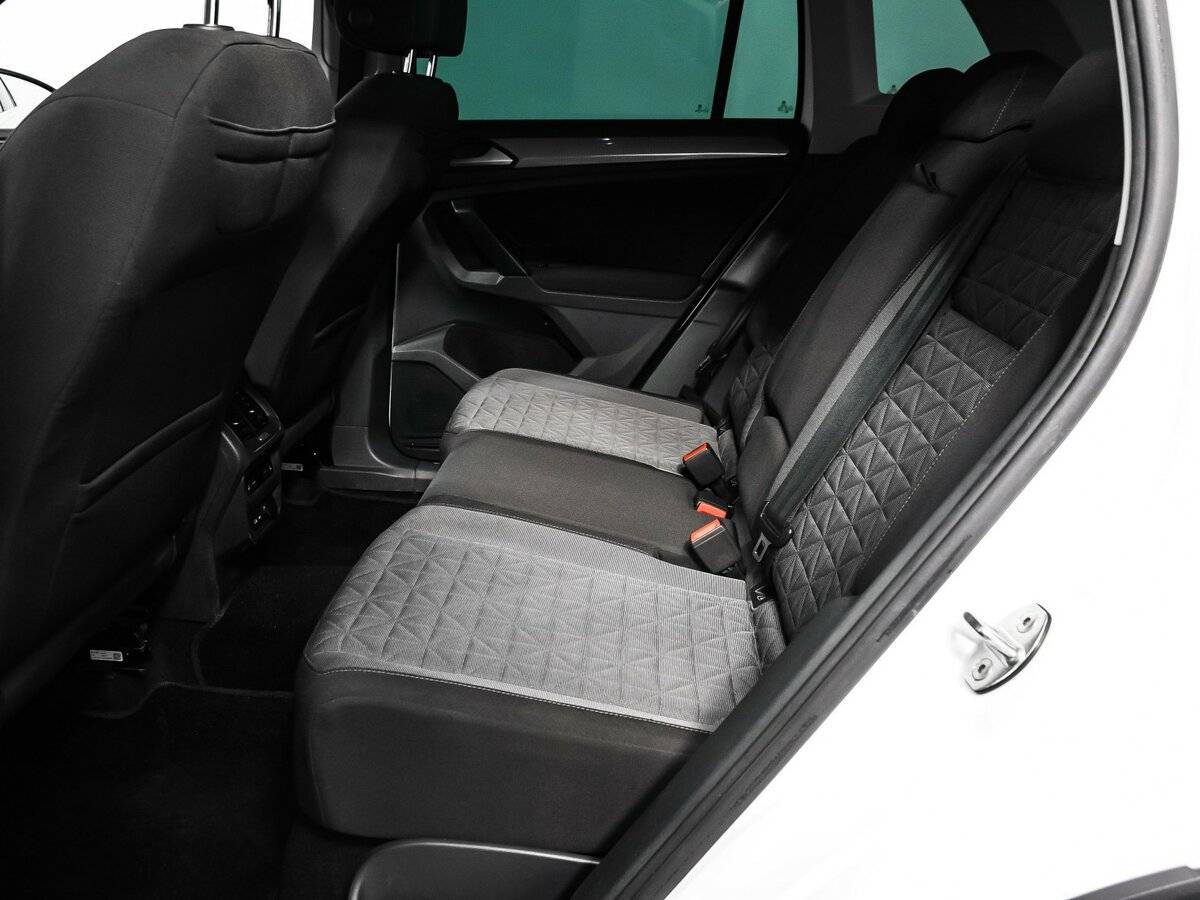 Volkswagen Tiguan с пробегом — 2021 год. Фото: #11