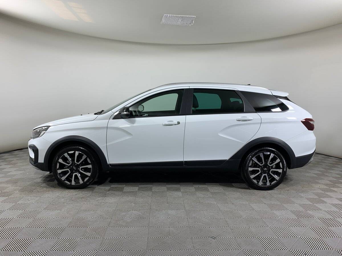 Lada (ВАЗ) Vesta с пробегом — 2024 год. Фото: #7