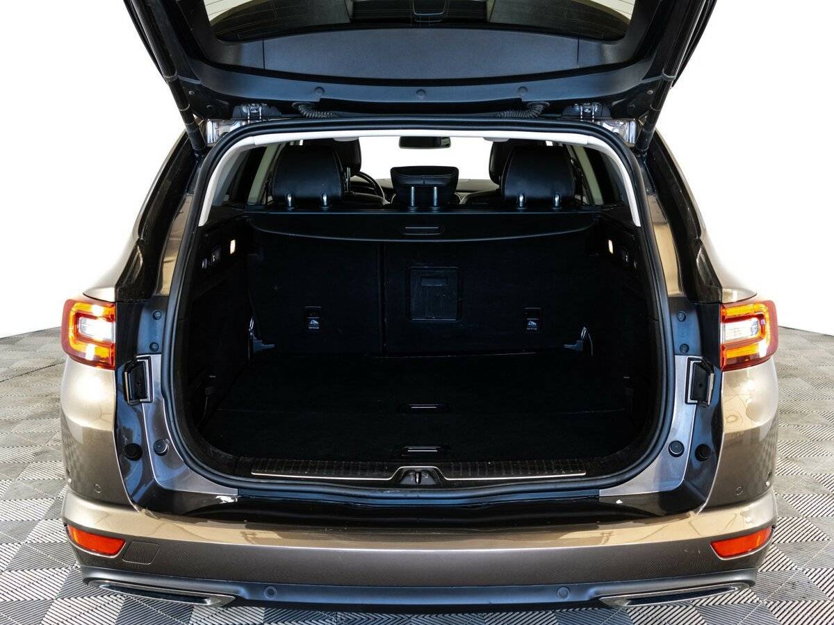 Renault Talisman с пробегом — 2017 год. Фото: #15