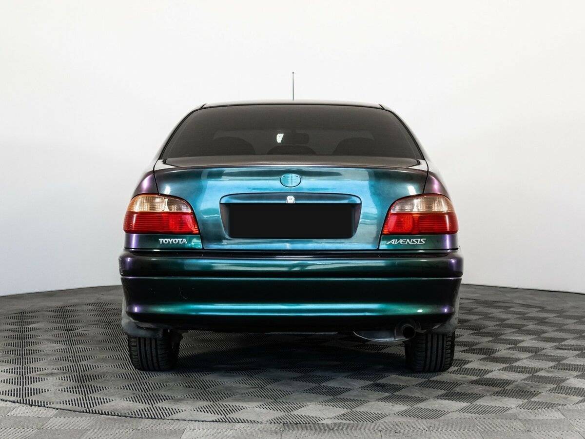 Toyota Avensis с пробегом — 2002 год. Фото: #5