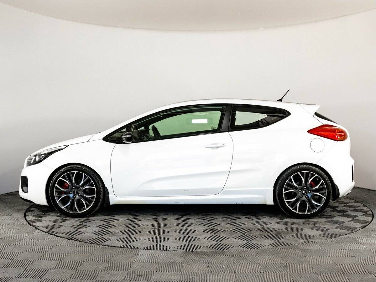 Kia Ceed GT с пробегом — 2014 год. Фото: #8