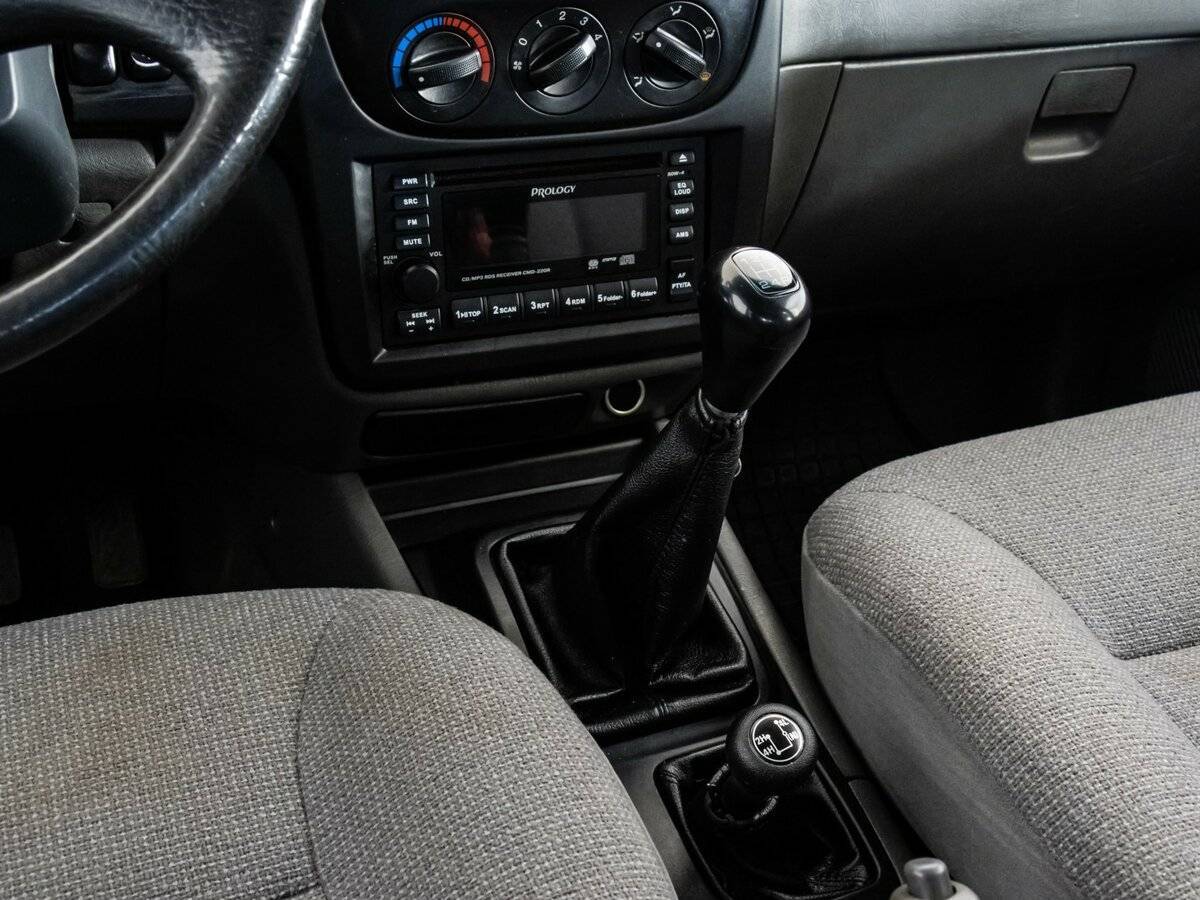 Kia Sportage с пробегом — 2005 год. Фото: #11