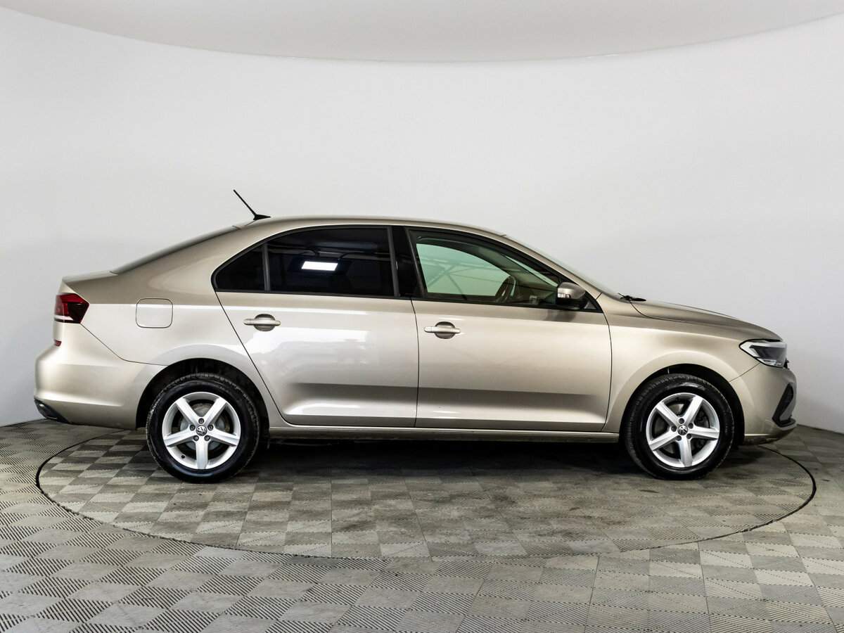 Volkswagen Polo с пробегом — 2020 год. Фото: #3