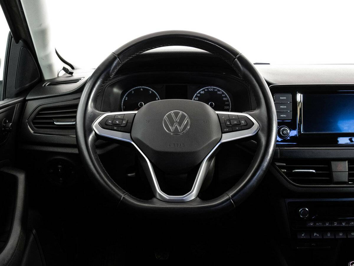 Volkswagen Polo с пробегом — 2020 год. Фото: #11