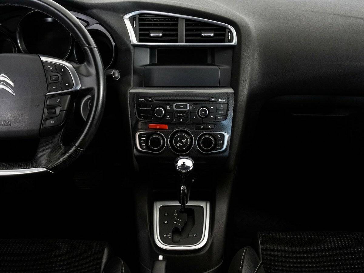 Citroen C4 с пробегом — 2011 год. Фото: #12