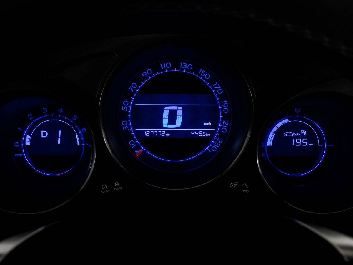 Citroen C4 с пробегом — 2011 год. Фото: #17