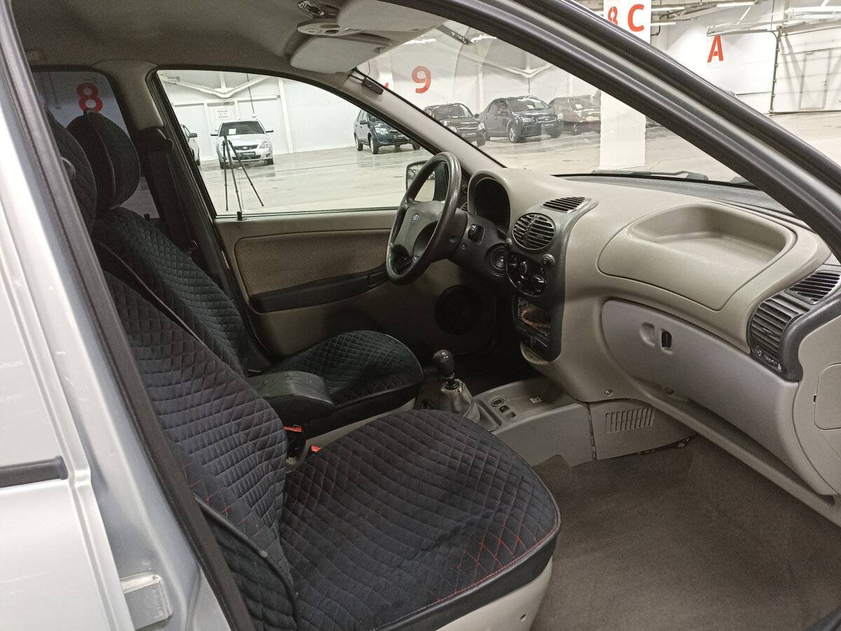 Lada (ВАЗ) Kalina с пробегом — 2012 год. Фото: #10