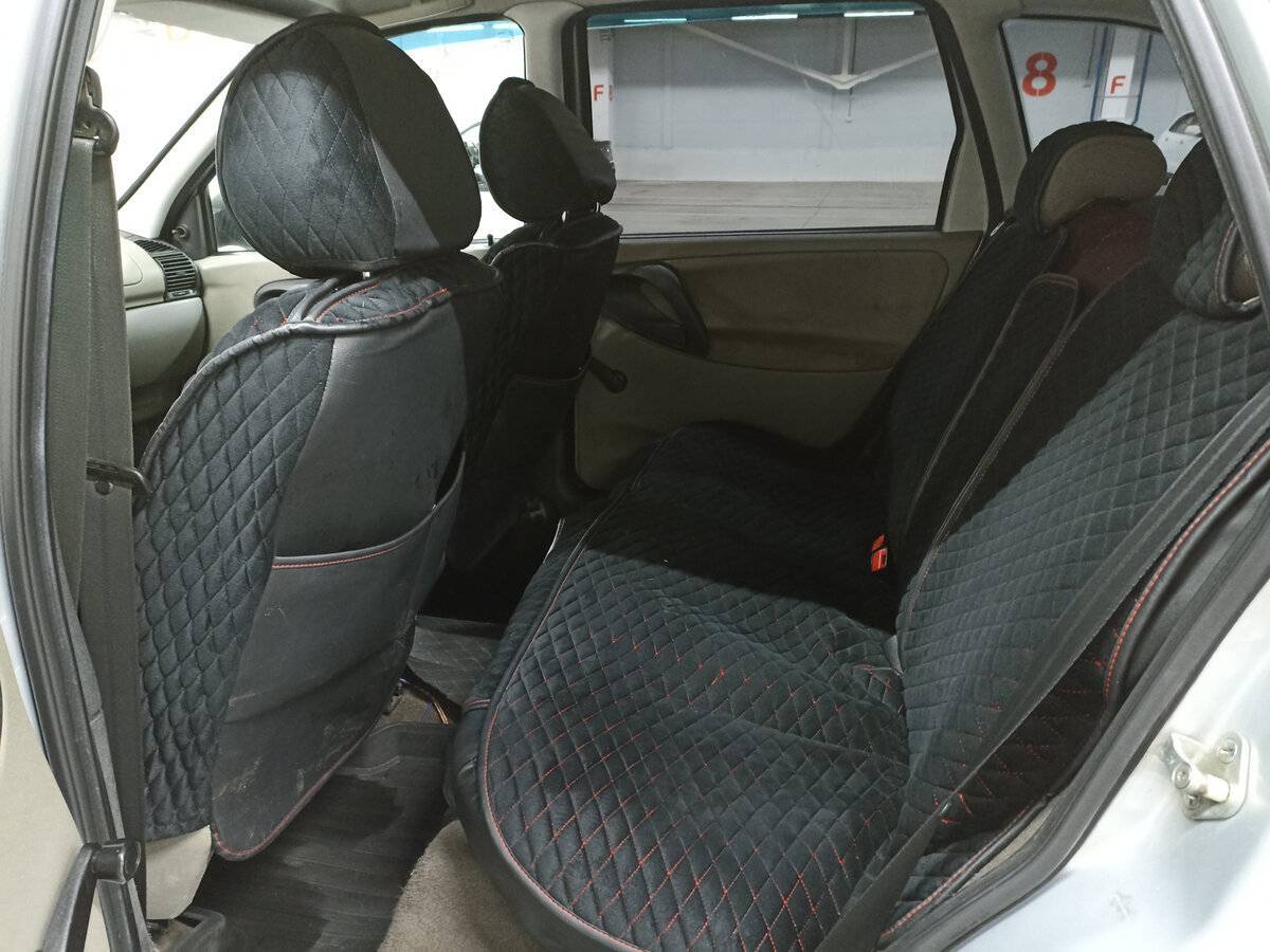 Lada (ВАЗ) Kalina с пробегом — 2012 год. Фото: #11