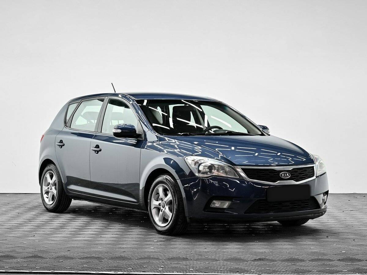 Kia Ceed с пробегом — 2011 год. Фото: #1