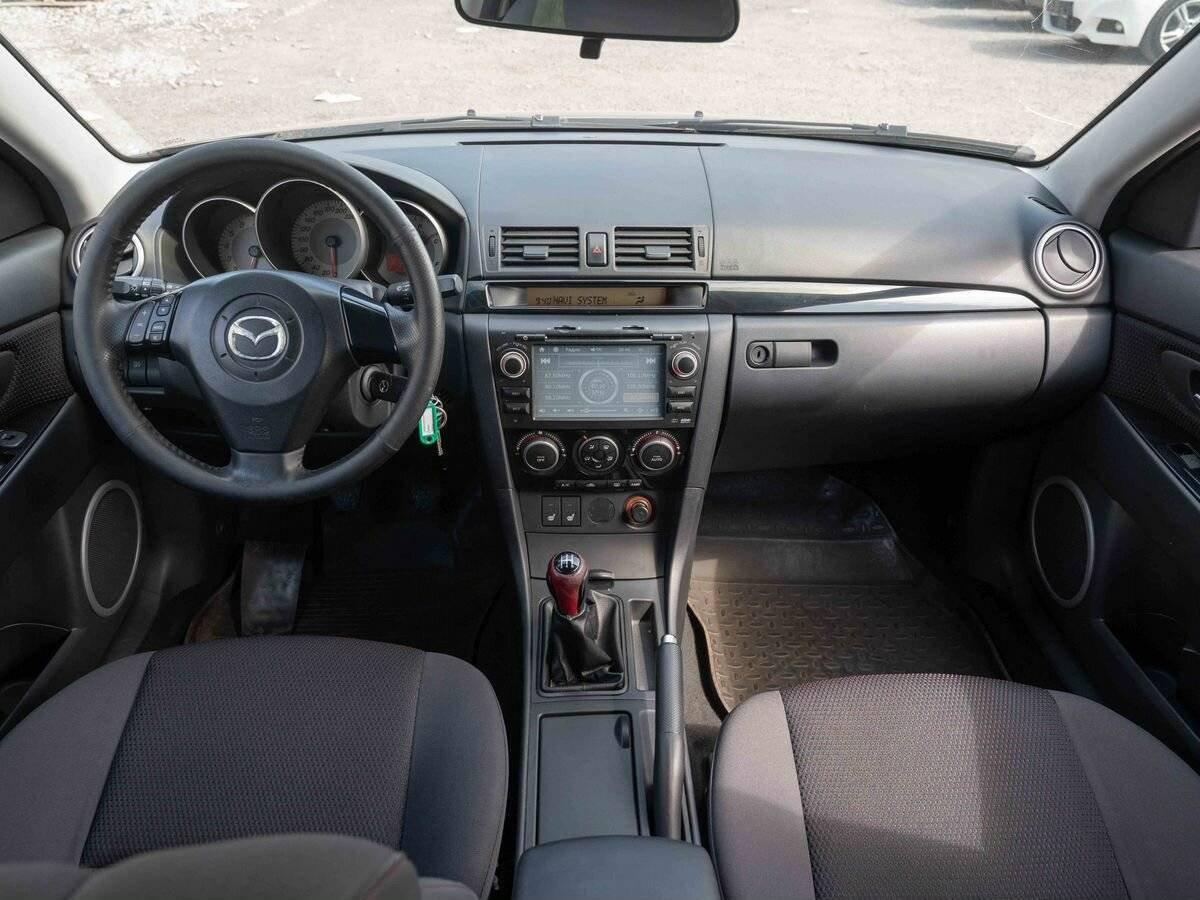 Mazda 3 с пробегом — 2008 год. Фото: #13