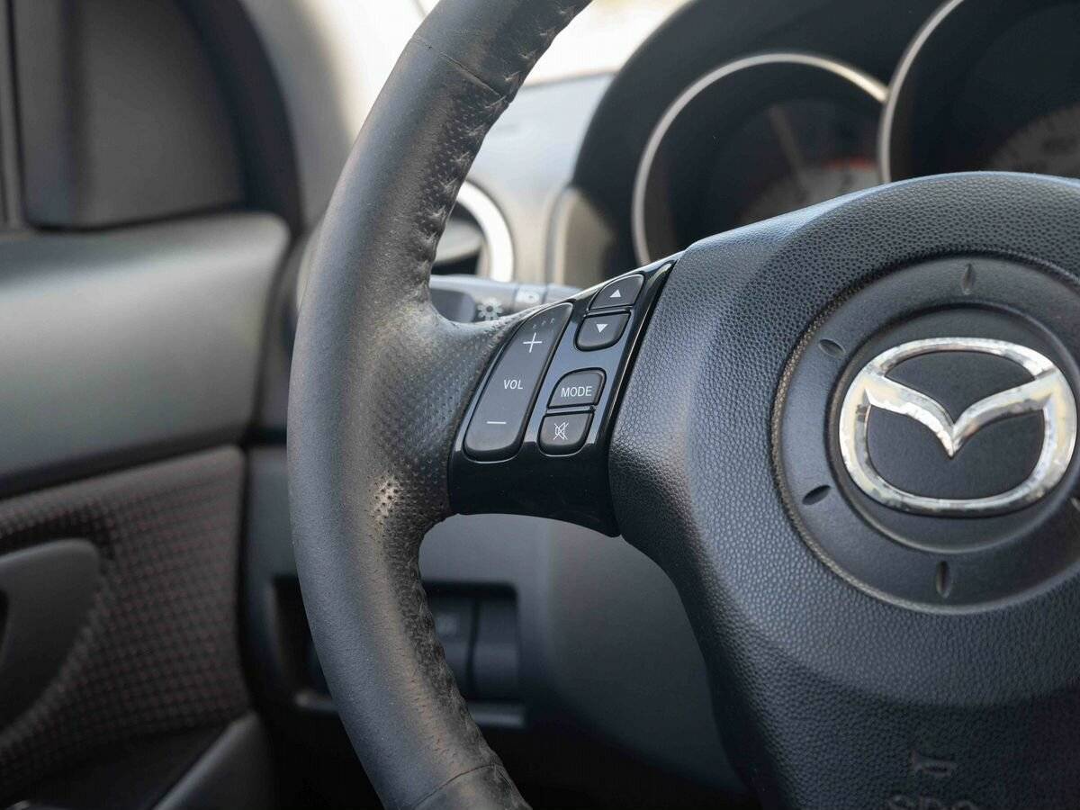 Mazda 3 с пробегом — 2008 год. Фото: #15