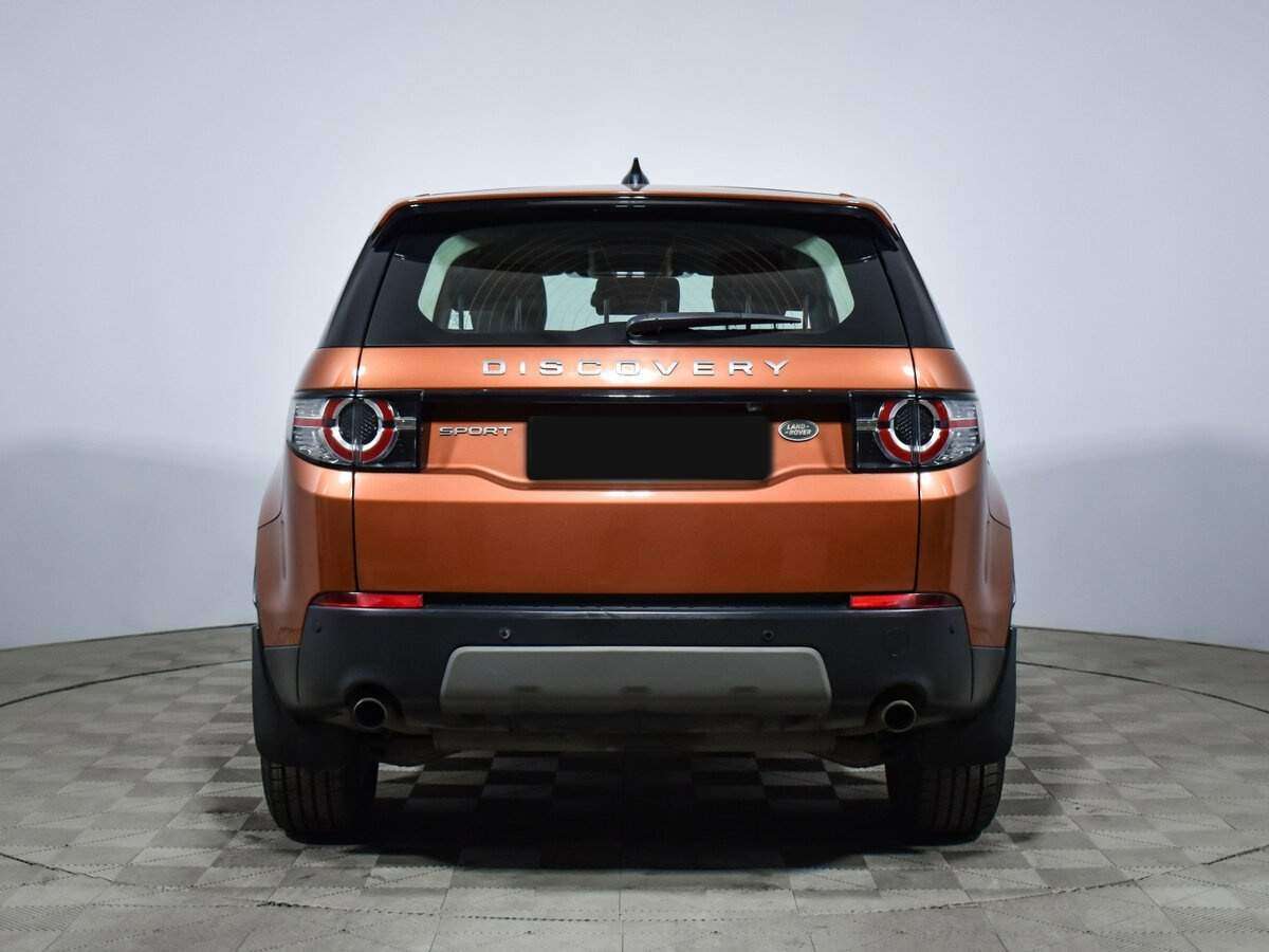 Land Rover Discovery Sport с пробегом — 2017 год. Фото: #4