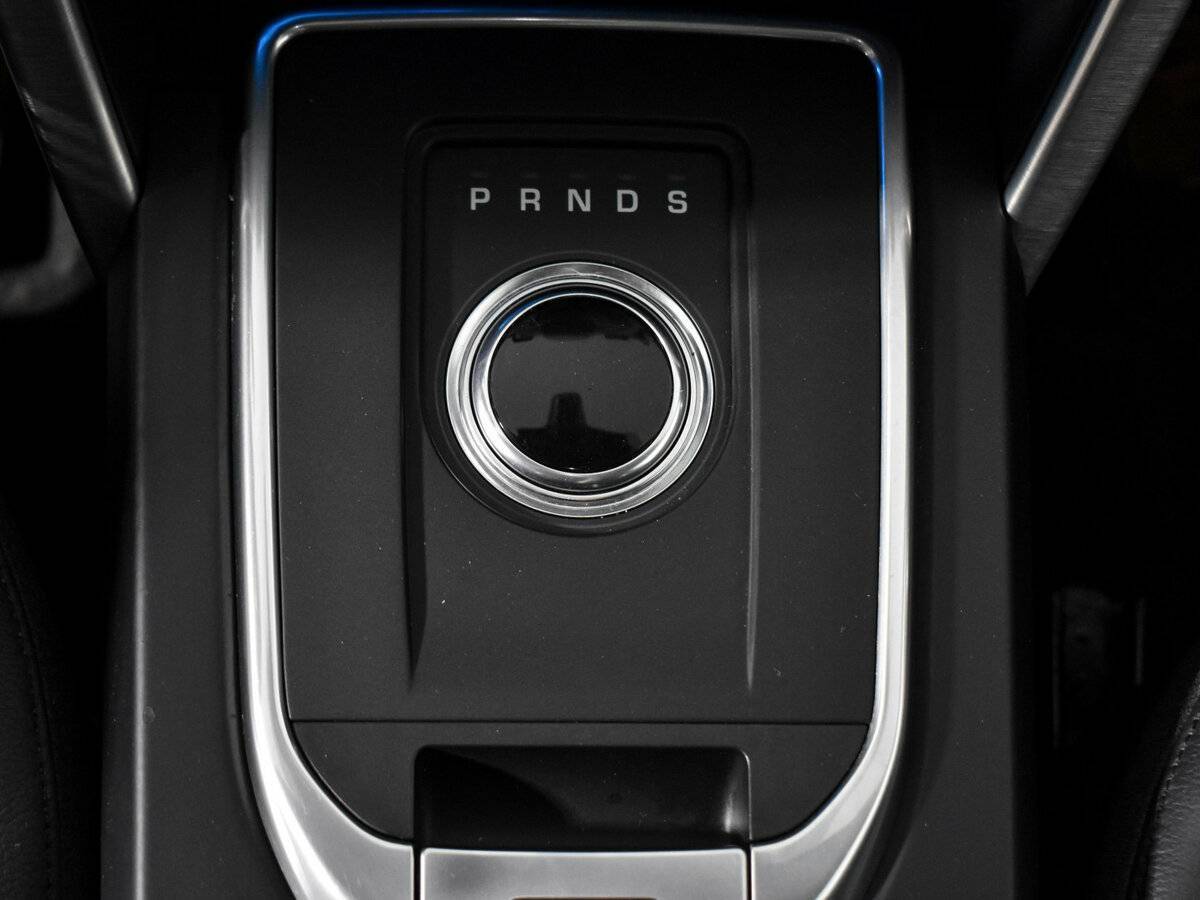 Land Rover Discovery Sport с пробегом — 2017 год. Фото: #7