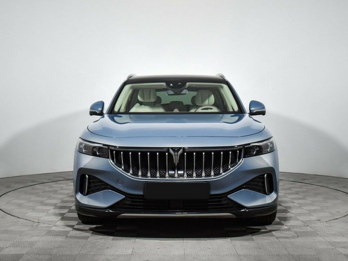 Voyah Free с пробегом — 2023 год. Фото: #1