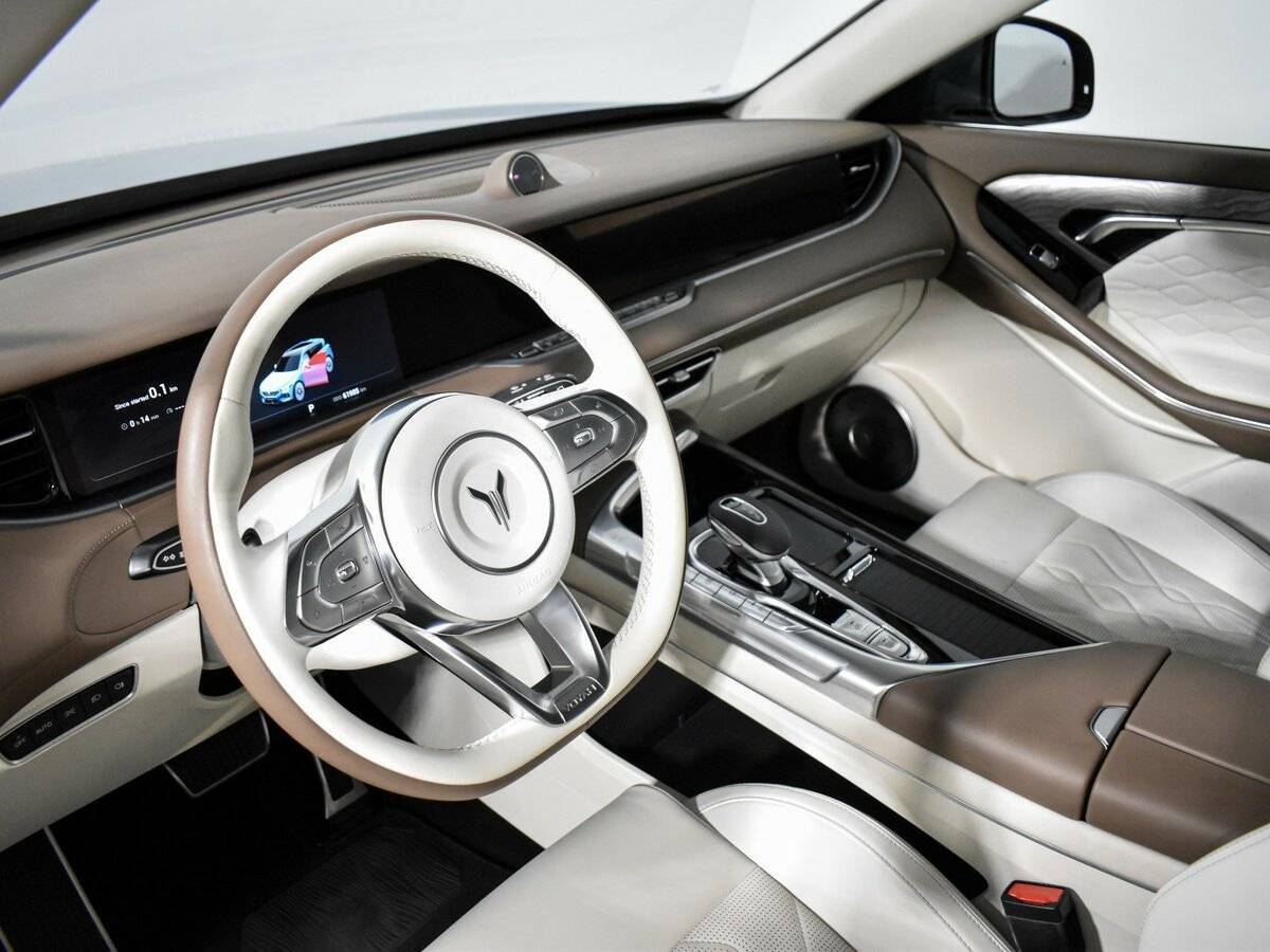 Voyah Free с пробегом — 2023 год. Фото: #8