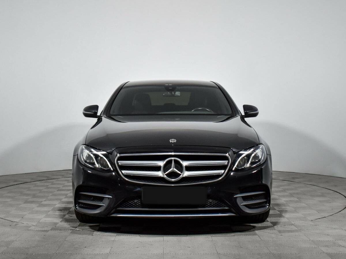 Mercedes-Benz E-Класс с пробегом — 2020 год. Фото: #1