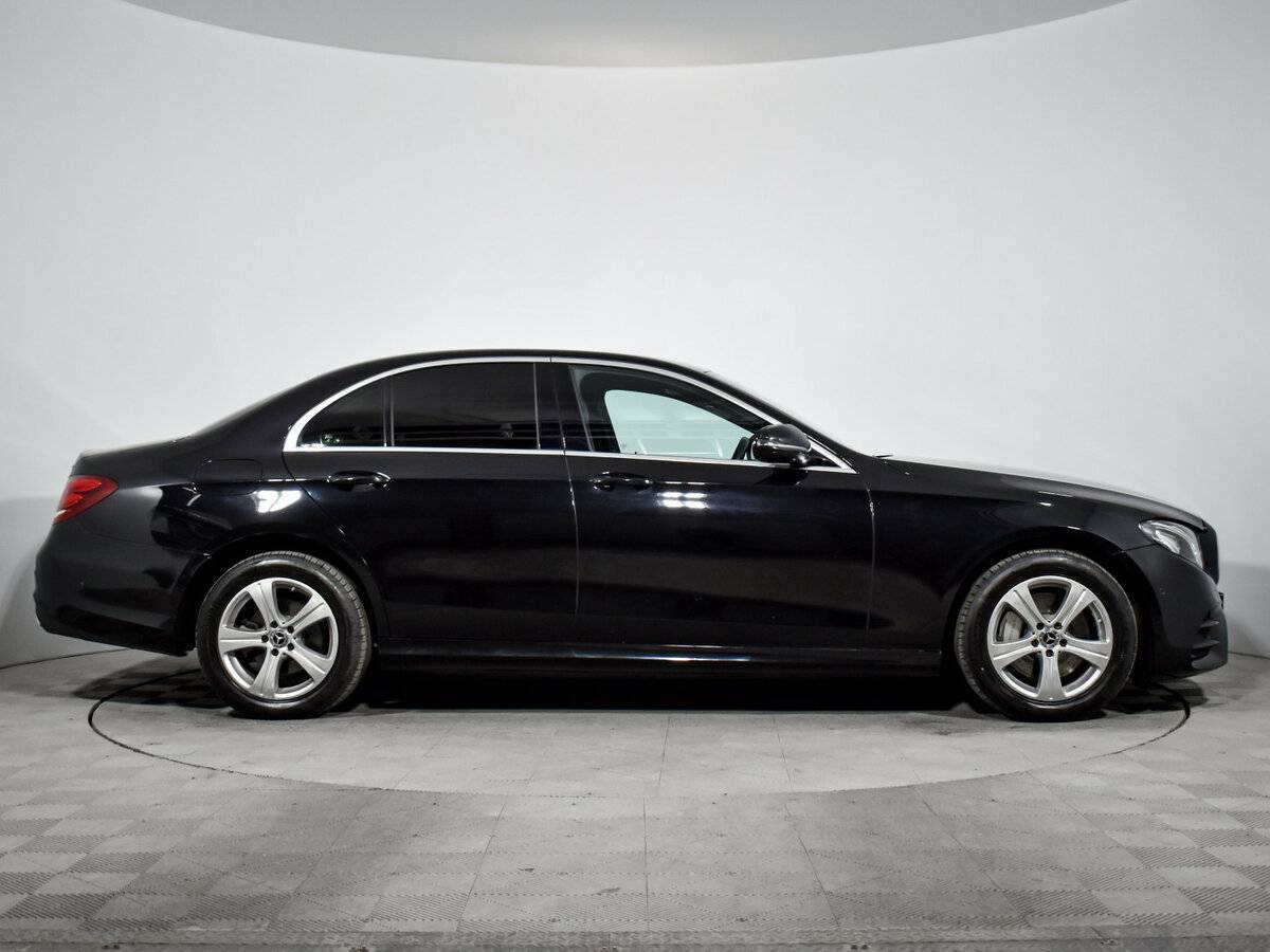 Mercedes-Benz E-Класс с пробегом — 2020 год. Фото: #3