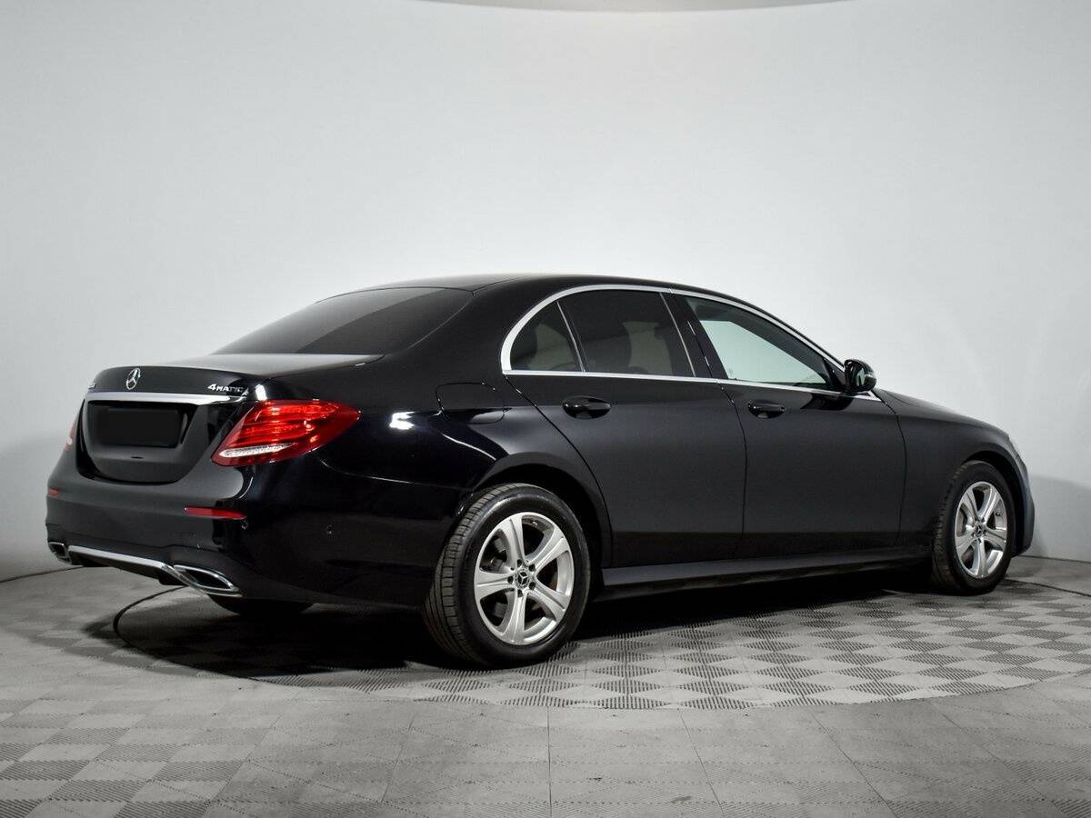 Mercedes-Benz E-Класс с пробегом — 2020 год. Фото: #4