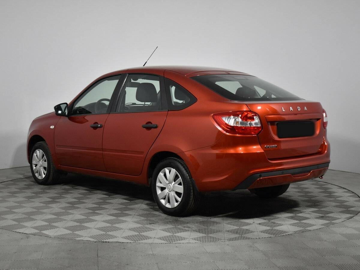 Lada (ВАЗ) Granta с пробегом — 2020 год. Фото: #6