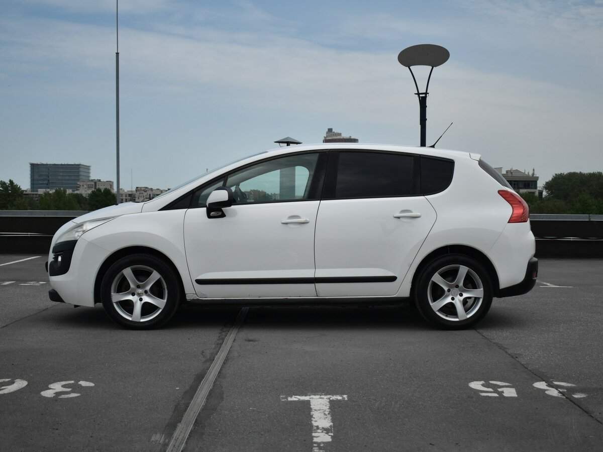 Peugeot 3008 с пробегом — 2012 год. Фото: #7