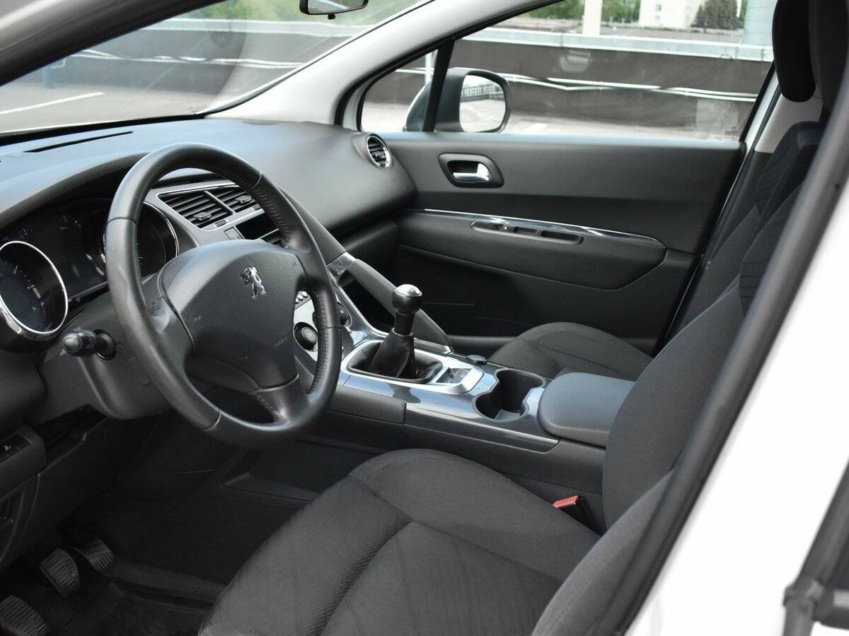 Peugeot 3008 с пробегом — 2012 год. Фото: #8