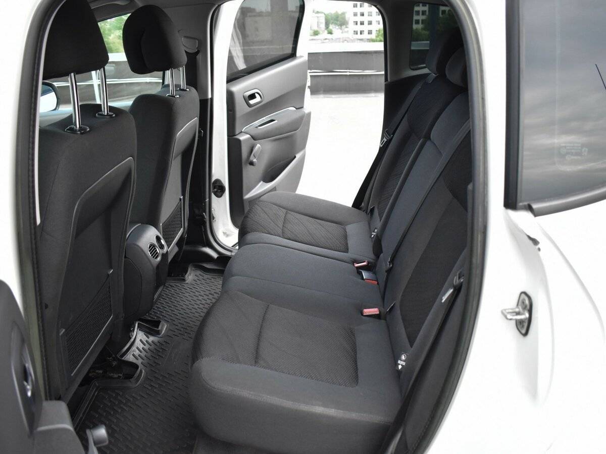 Peugeot 3008 с пробегом — 2012 год. Фото: #11