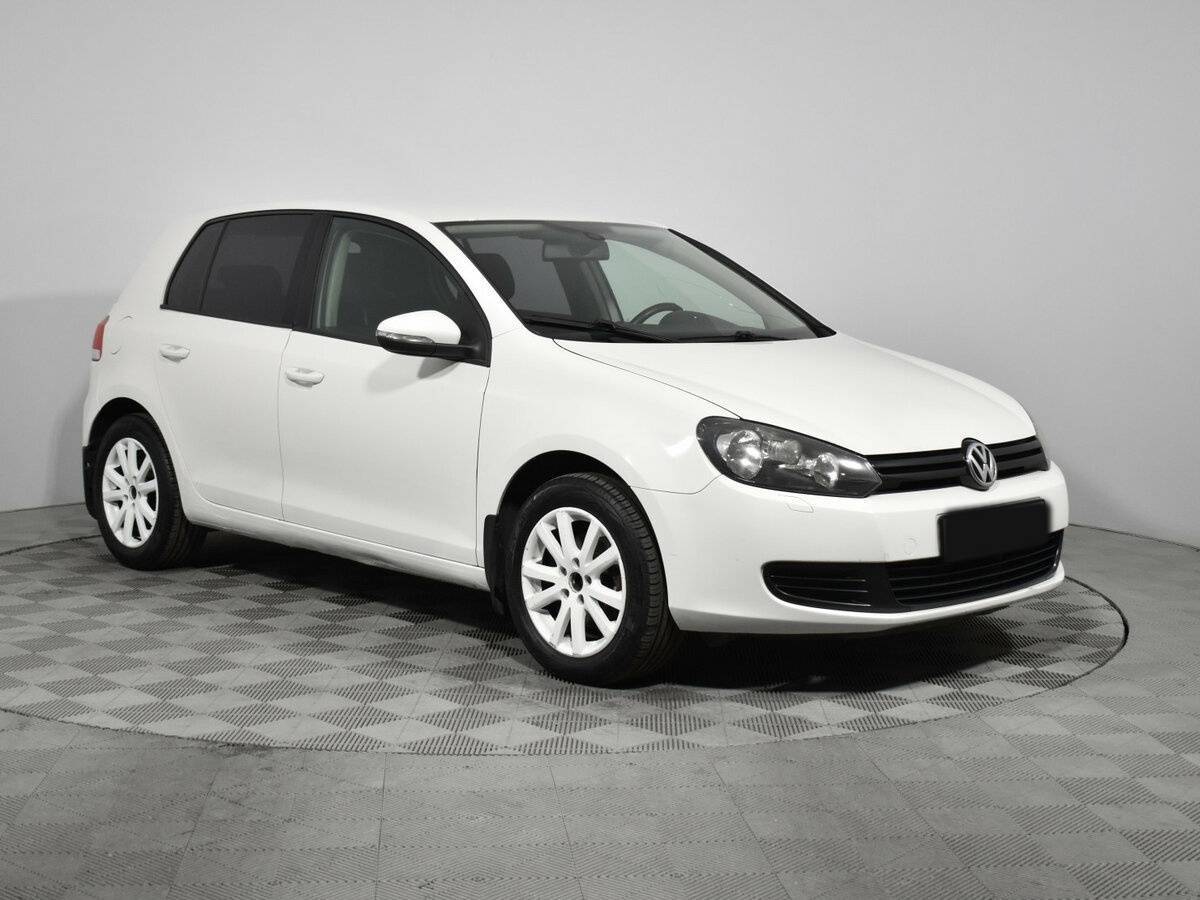 Volkswagen Golf с пробегом — 2010 год. Фото: #2