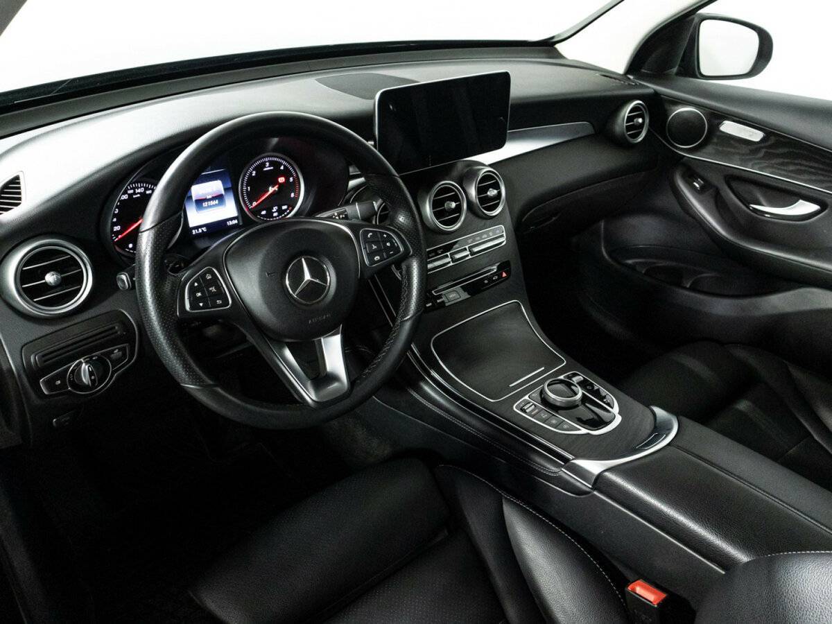 Mercedes-Benz GLC с пробегом — 2016 год. Фото: #10